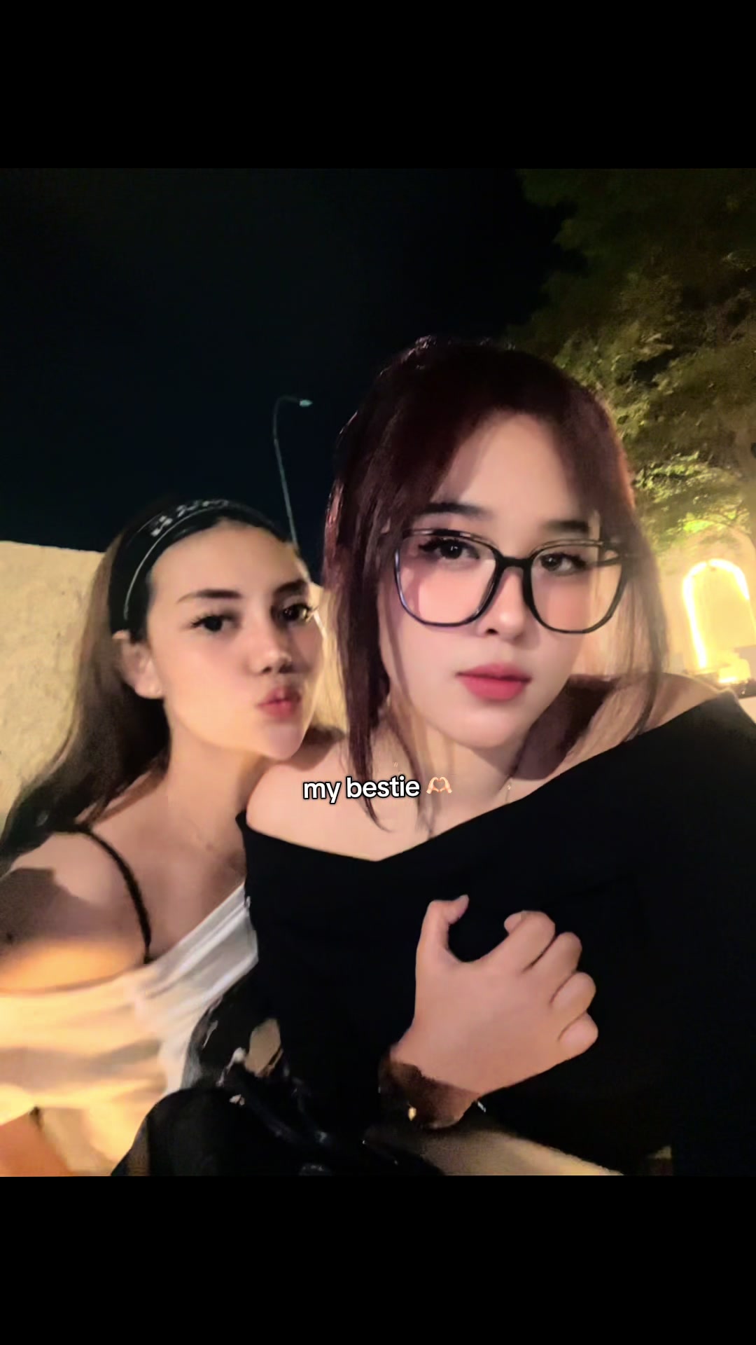 @Bella