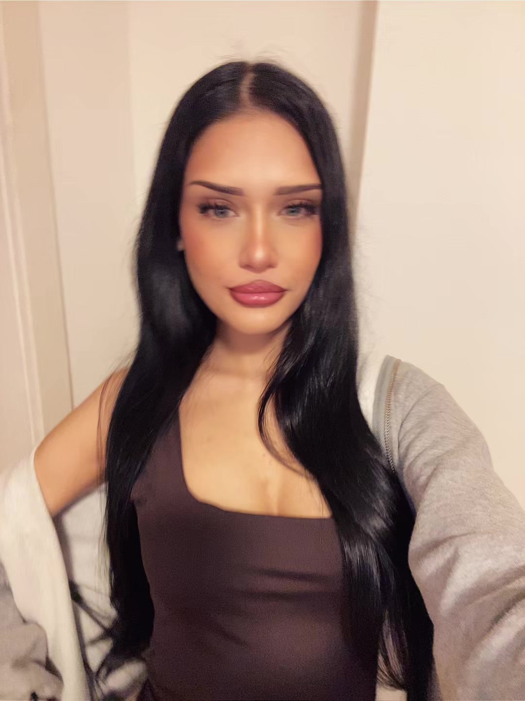 @️