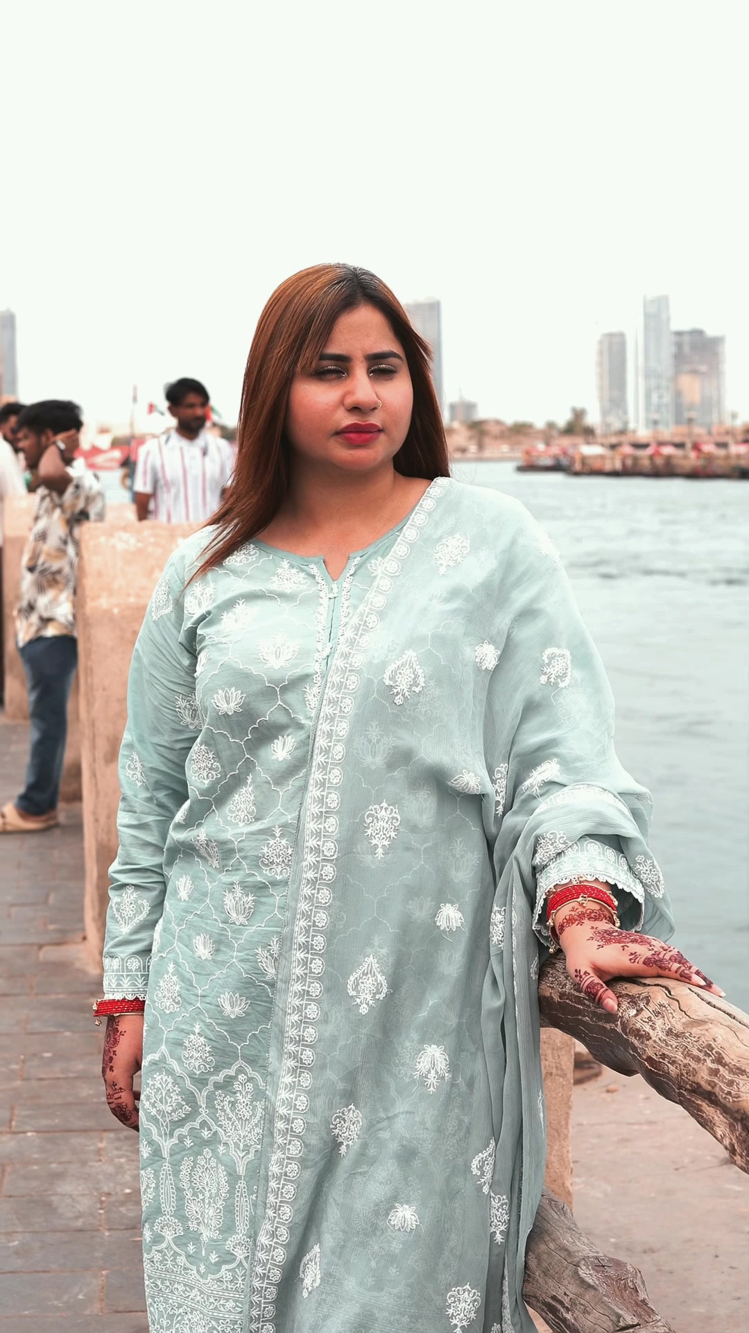 @Zara khan