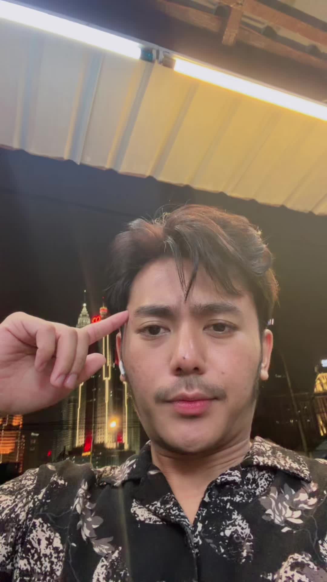 @丂卂í👾
