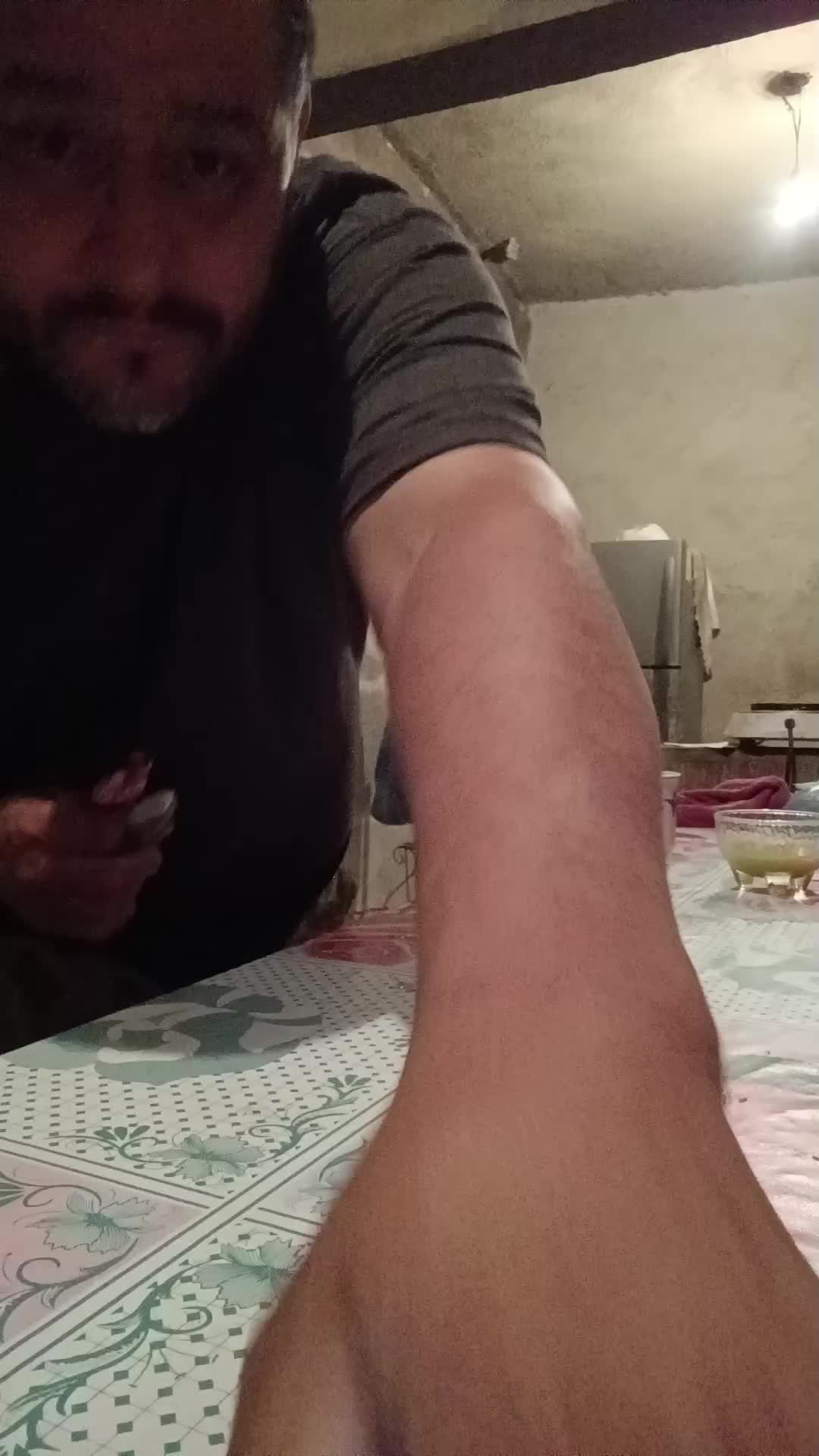 @felizleon0