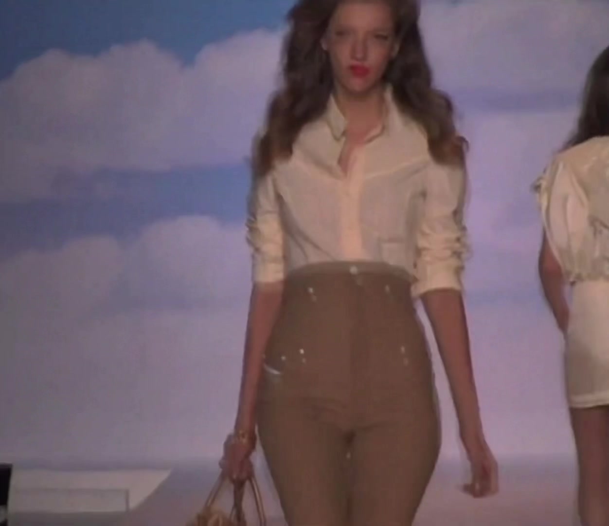 @adoredior