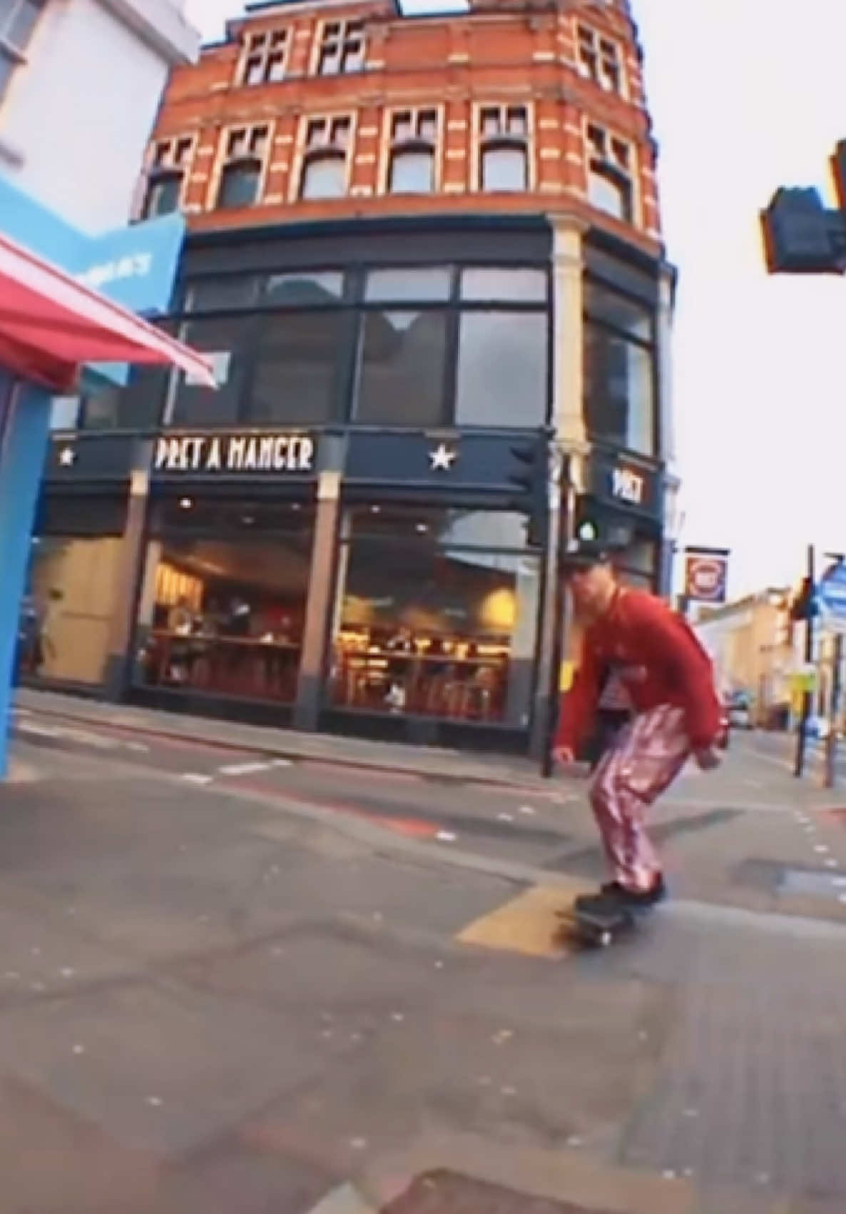 @Clipskateboard