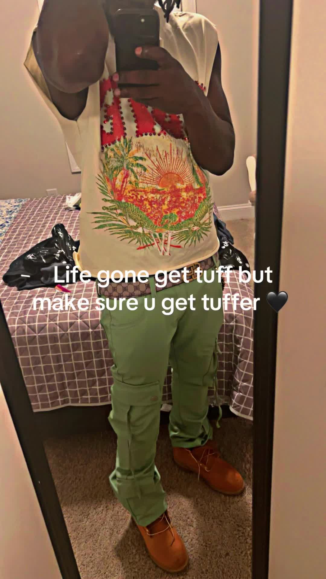 @PlayBoi23