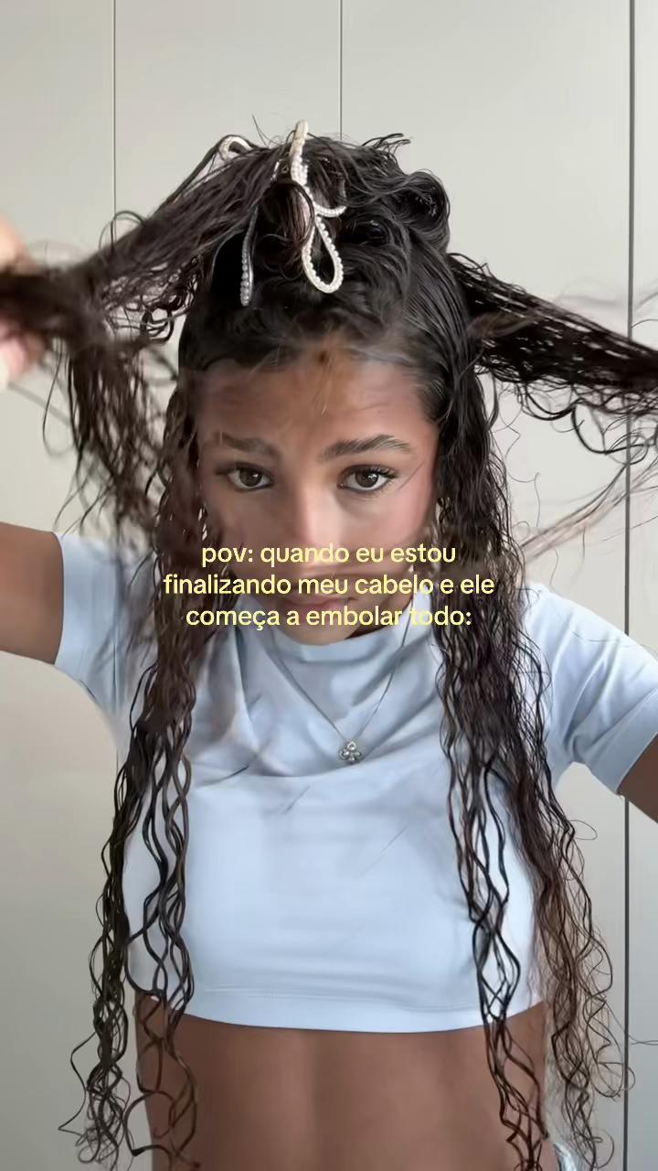 @Mel Araújo