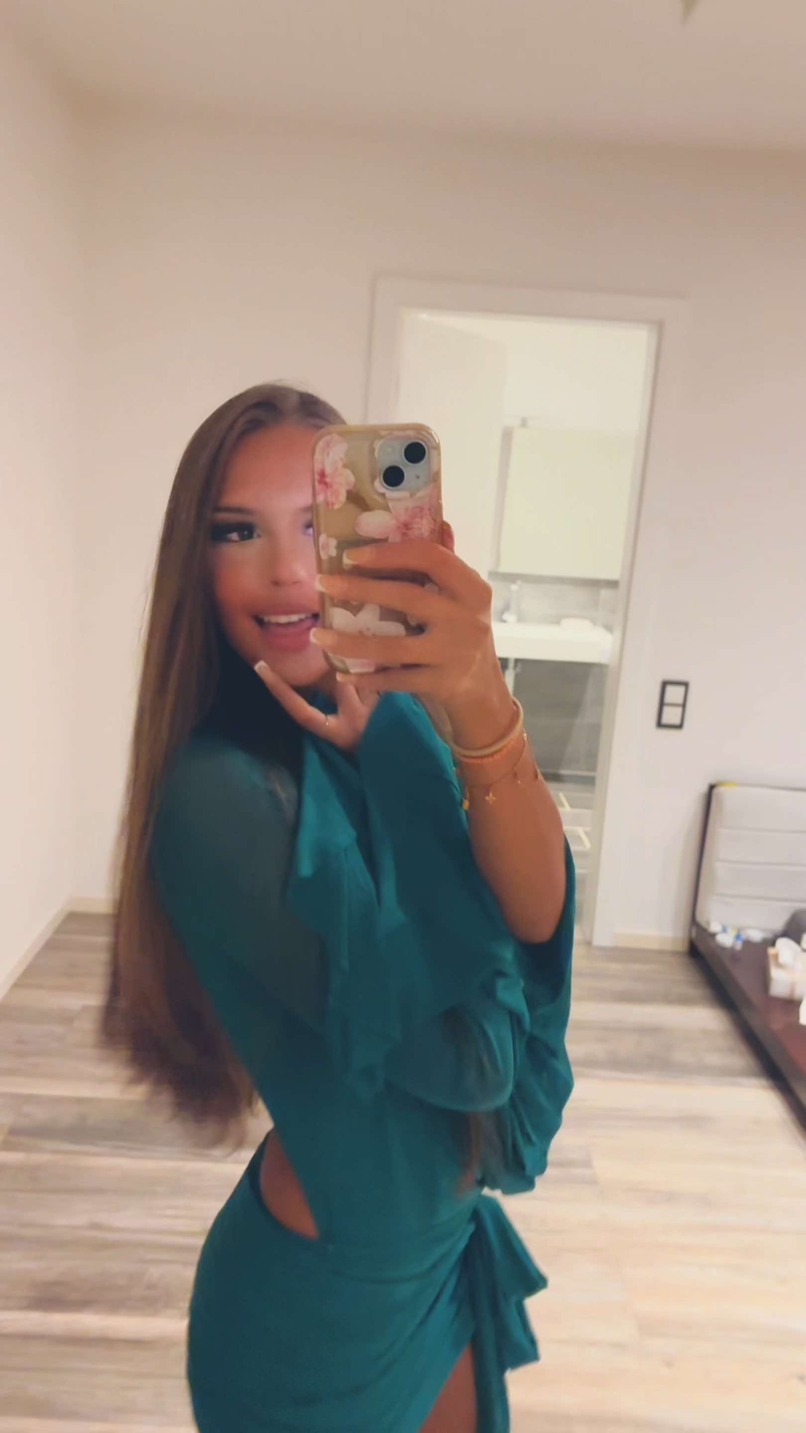 @elena magdalena mercedes