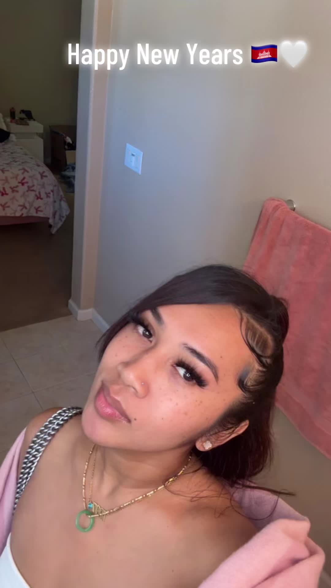 @Queen R ๐ฐ๐ญ