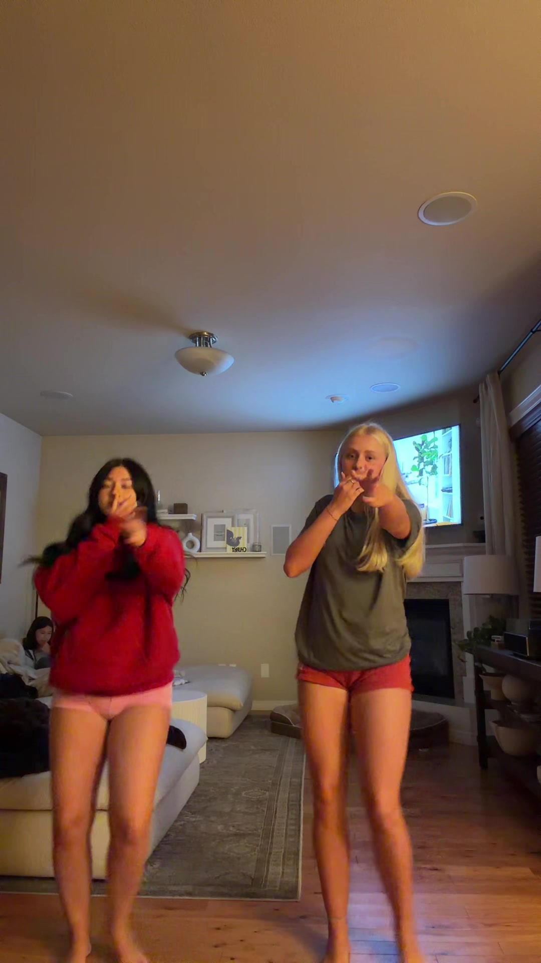 @ellispam