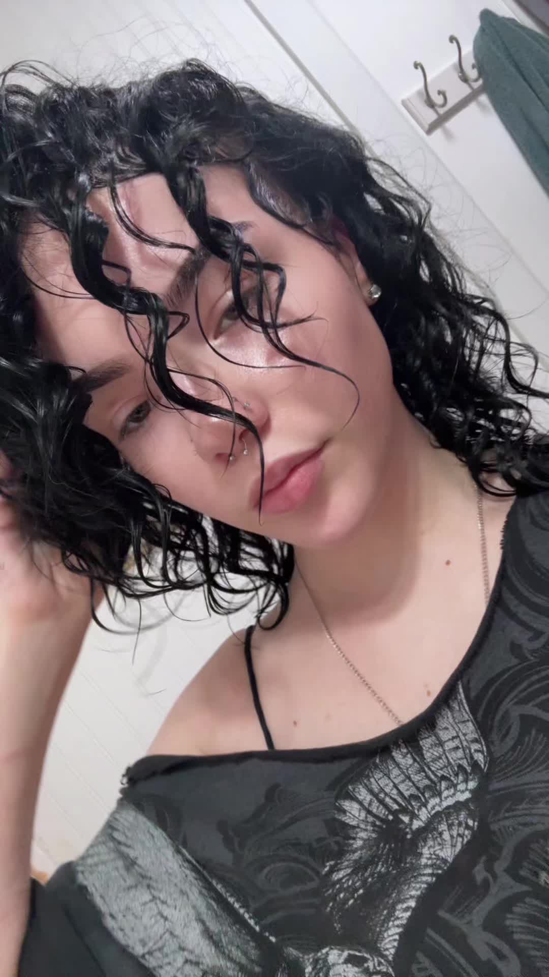 @Miss Sara