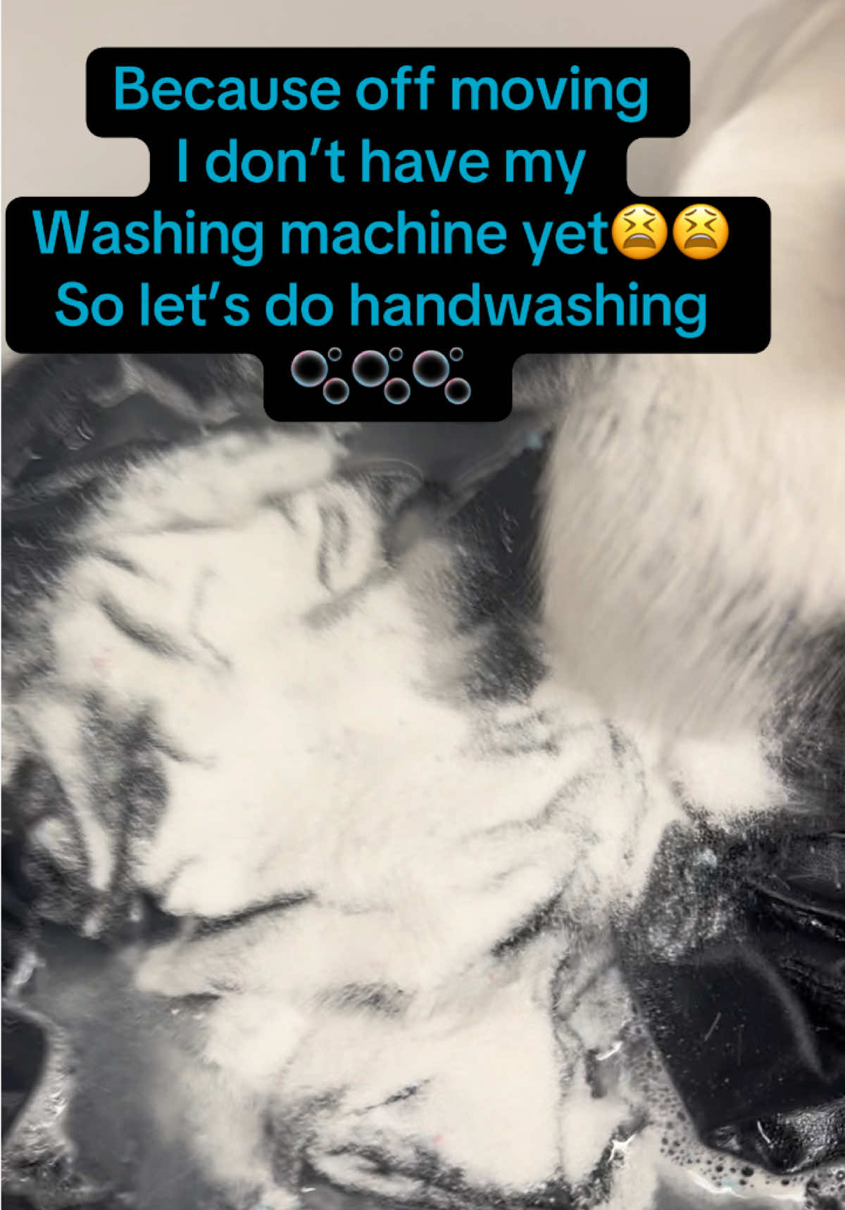 @Spotless Glow Cleaning