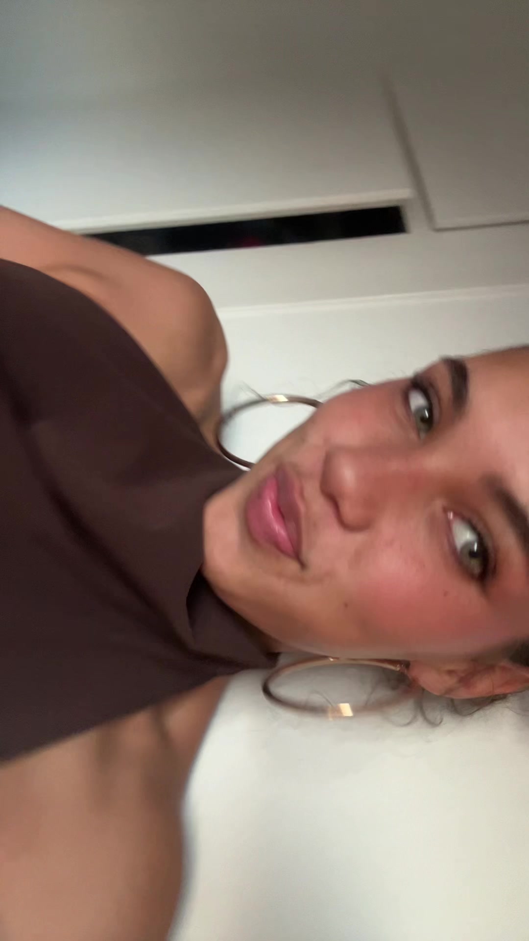 @Liv