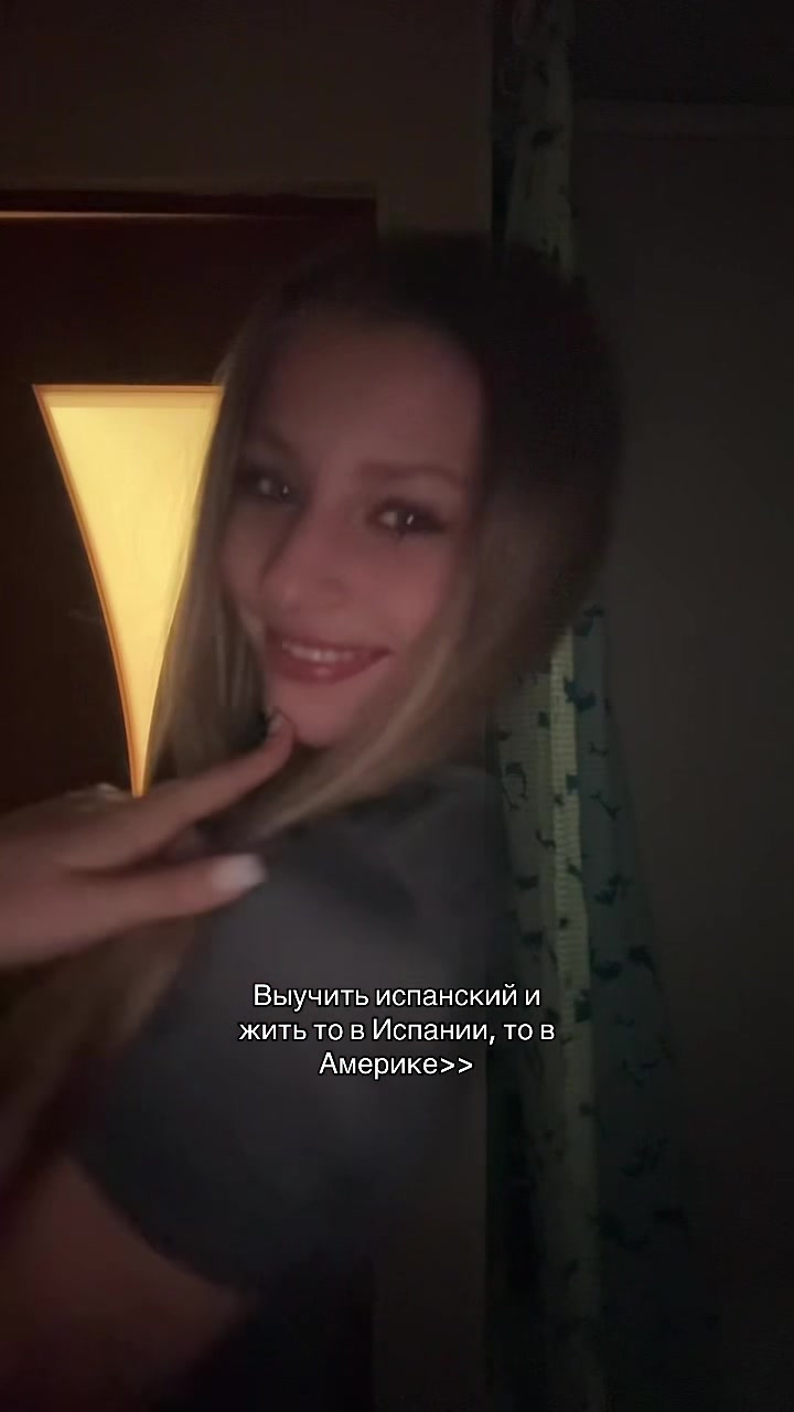 @тгк: Кира Комиссарова