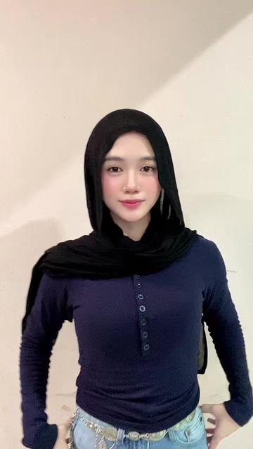 @𝒊𝑛𝒅𝑟𝒚