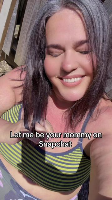 @internetgirlfriend