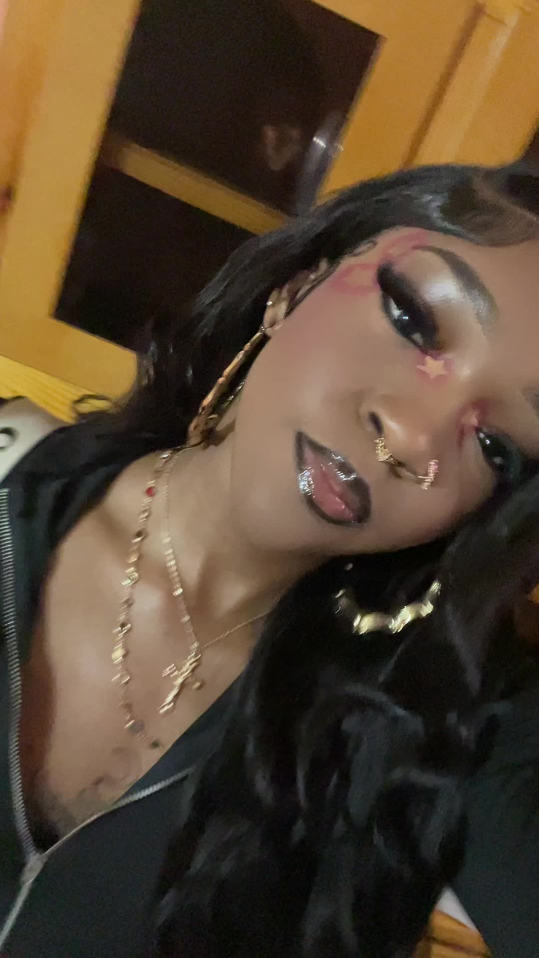 @kittybratt☾