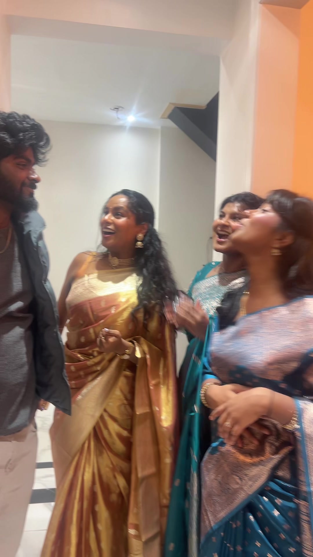 @bavii_jeeva