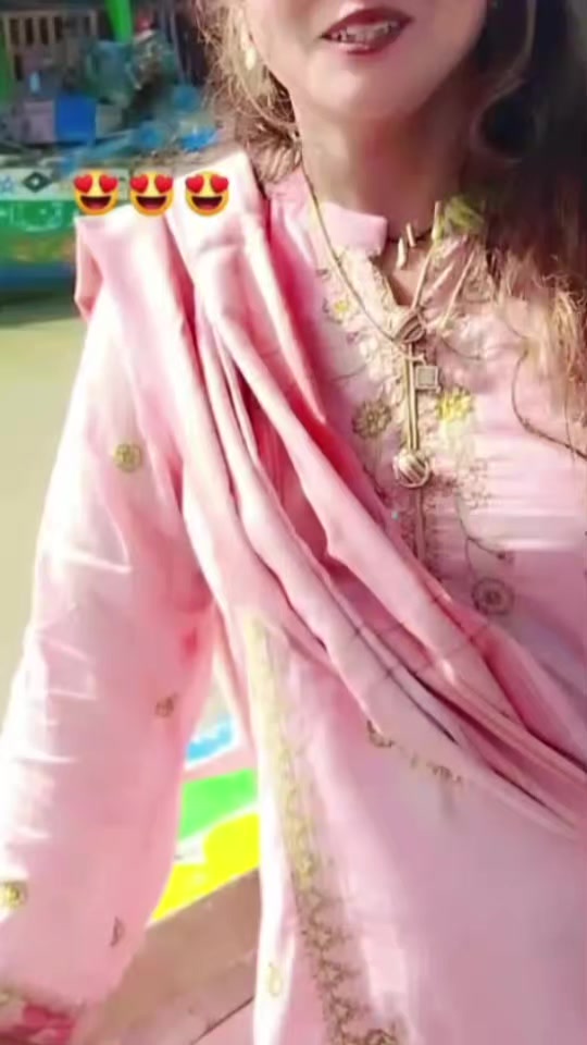 @Lovely Sandhiya67