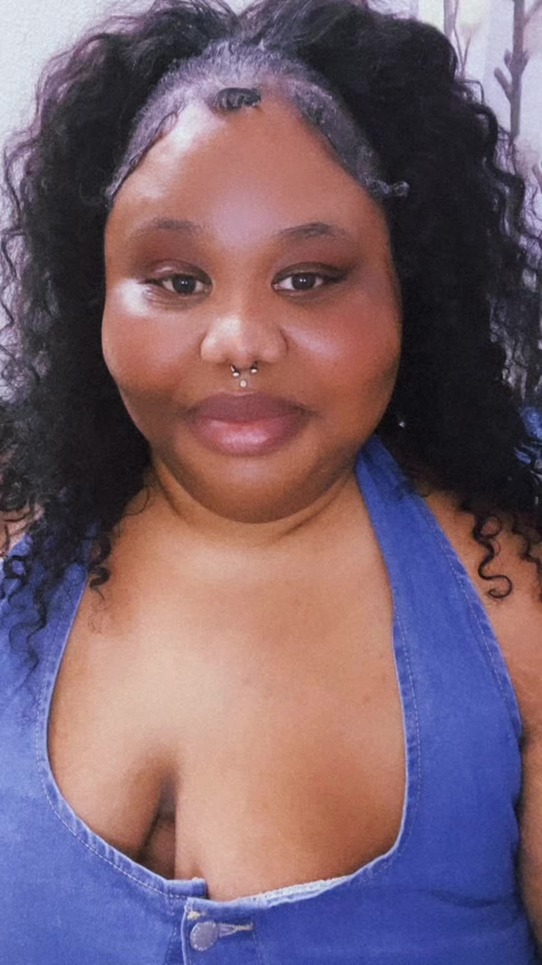 @Toya | Content Creator
