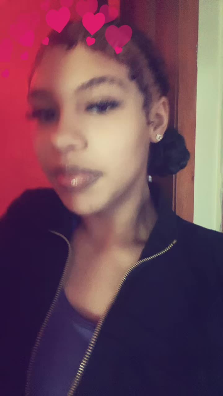 @ayanna_.rae