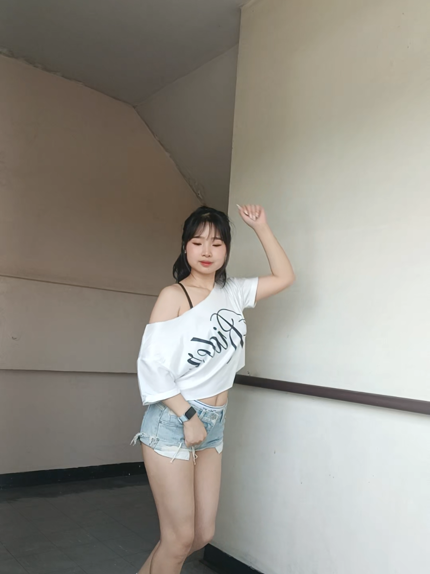 @JUNG 💞