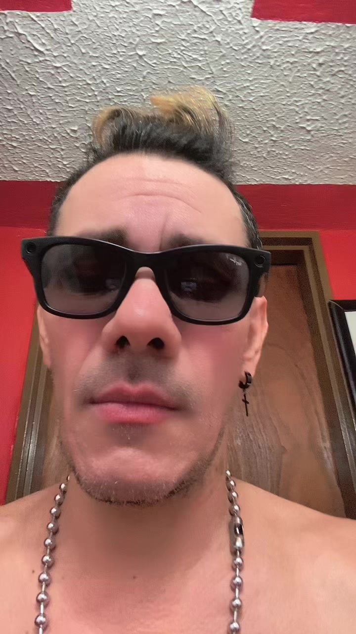 @PLASTIKO