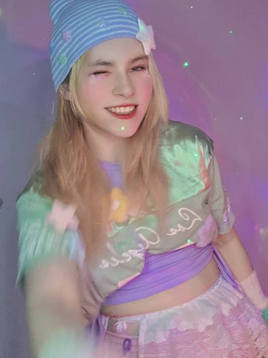 @✨ K I S U ✨