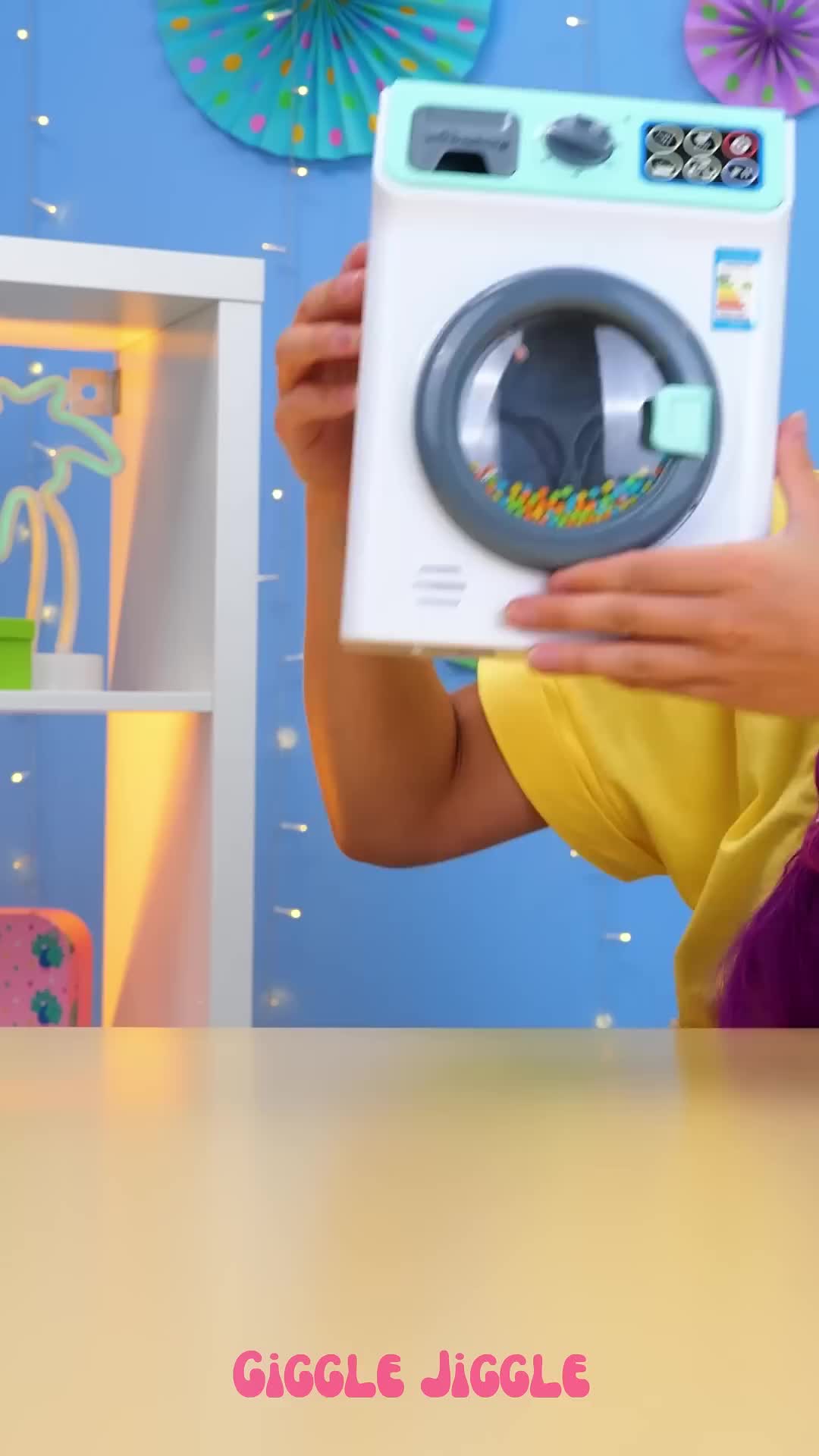 @Giggle Jiggle