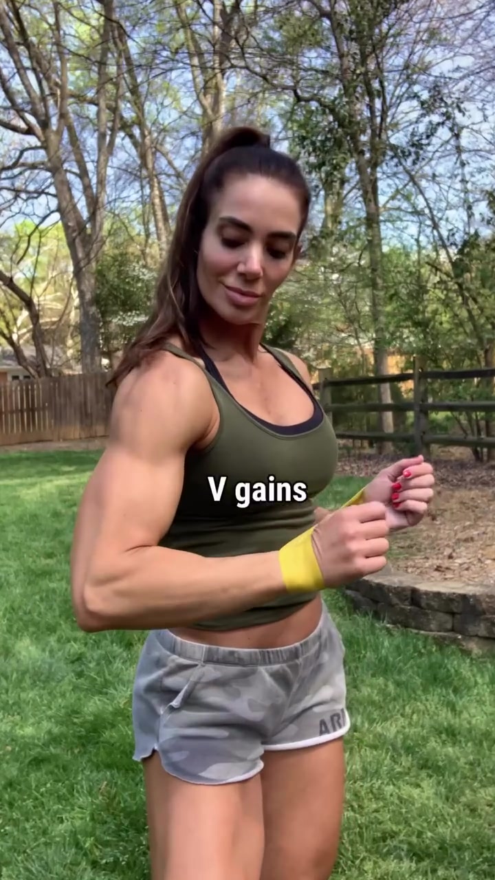 @SandySklar