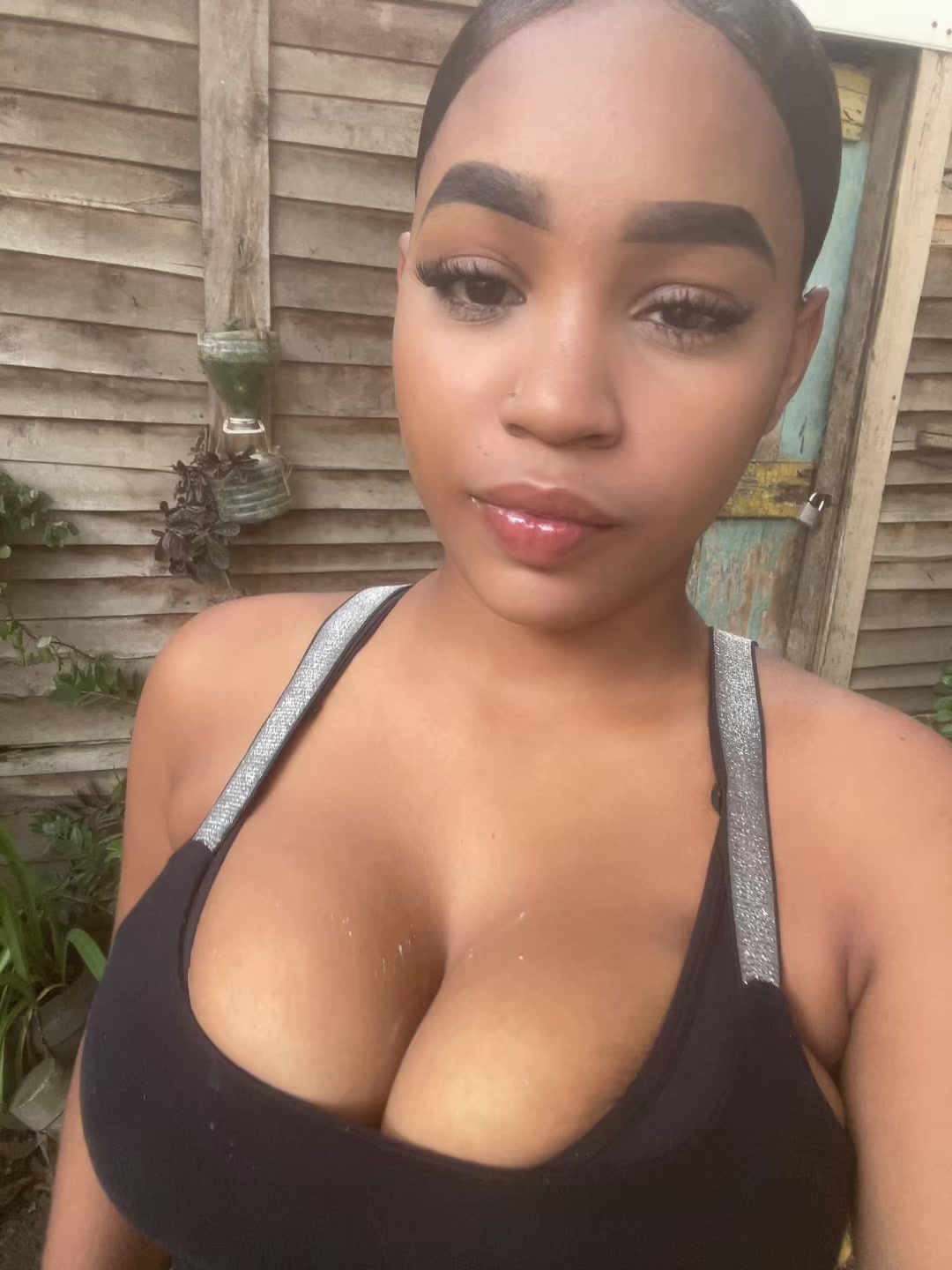 @Yessi✨