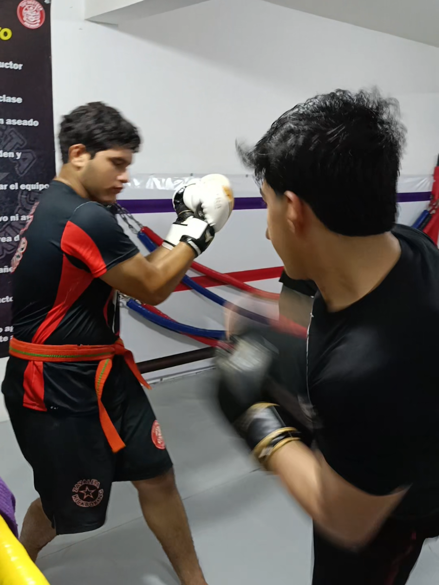 @ZavaletaKickboxing_mma