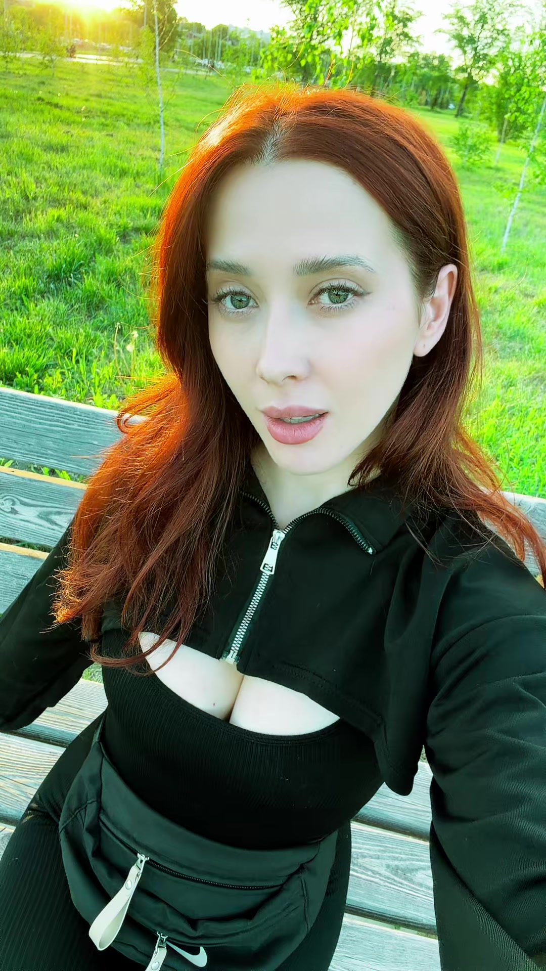 @_LINA_LI_10