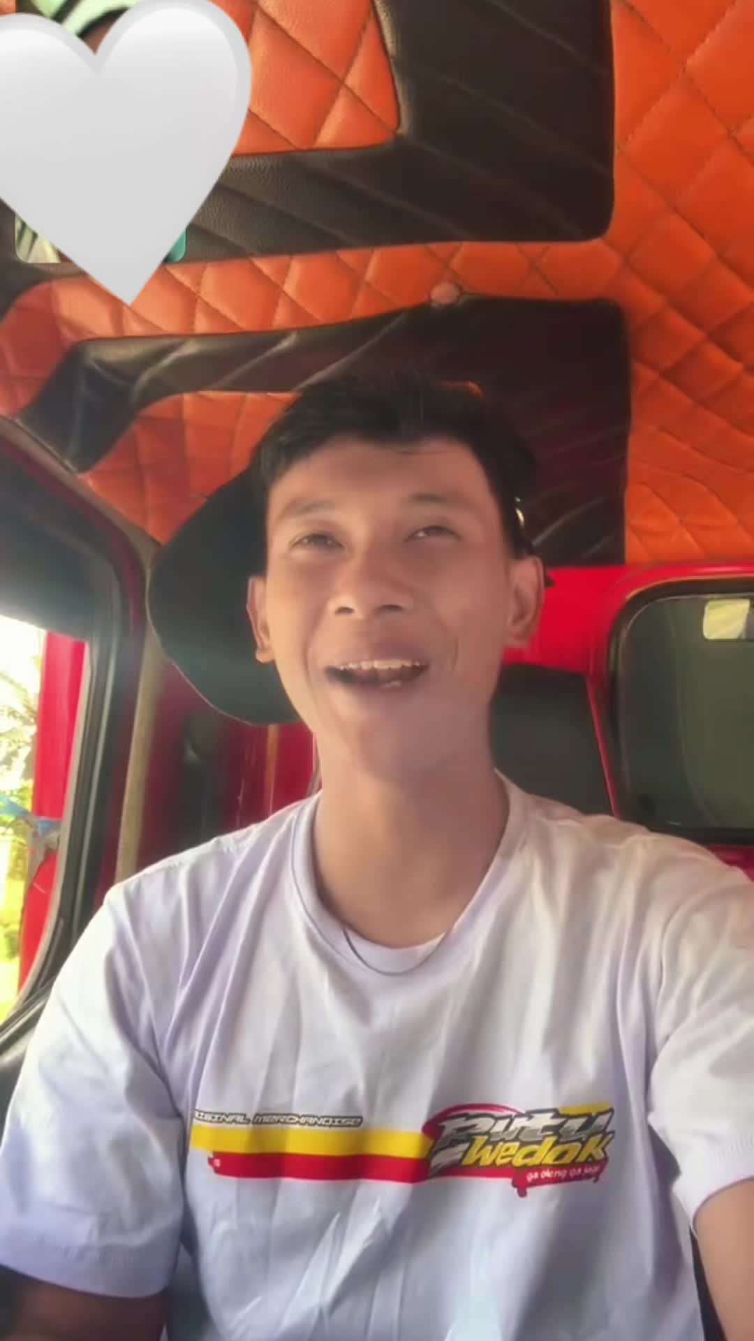 @Moyyy🤏🏻
