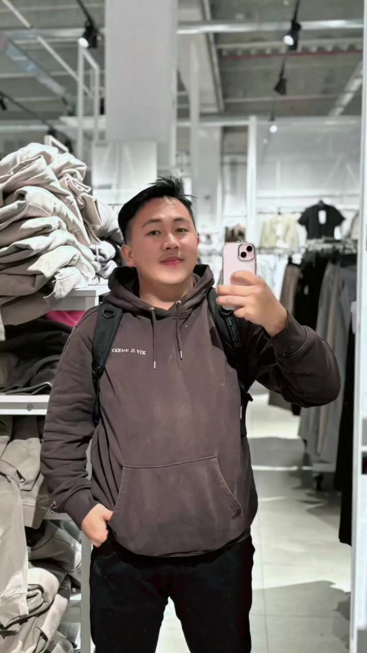 @Louie Villanueva 🇵🇭🇪🇺🇭🇷