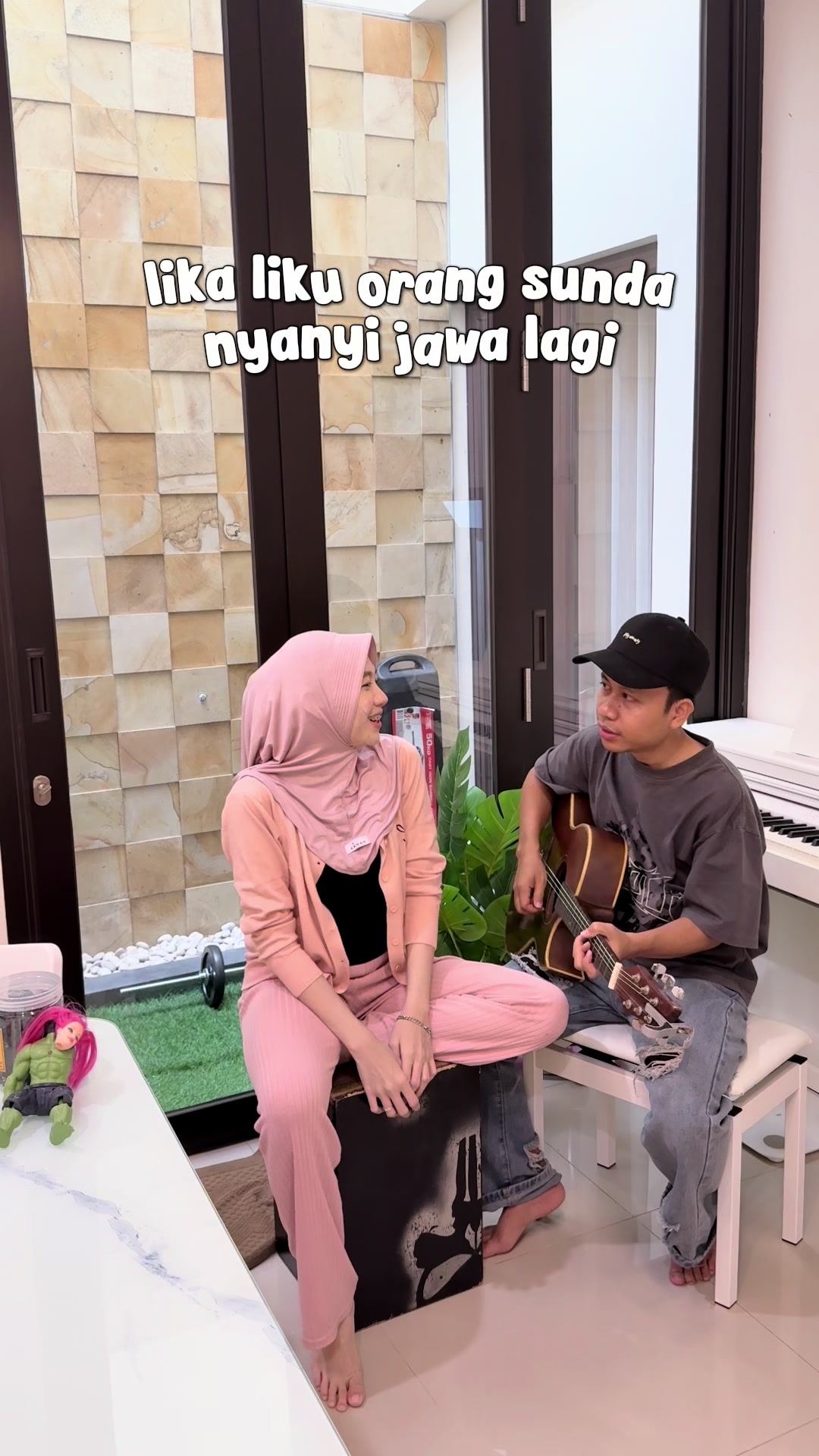 @Galyas