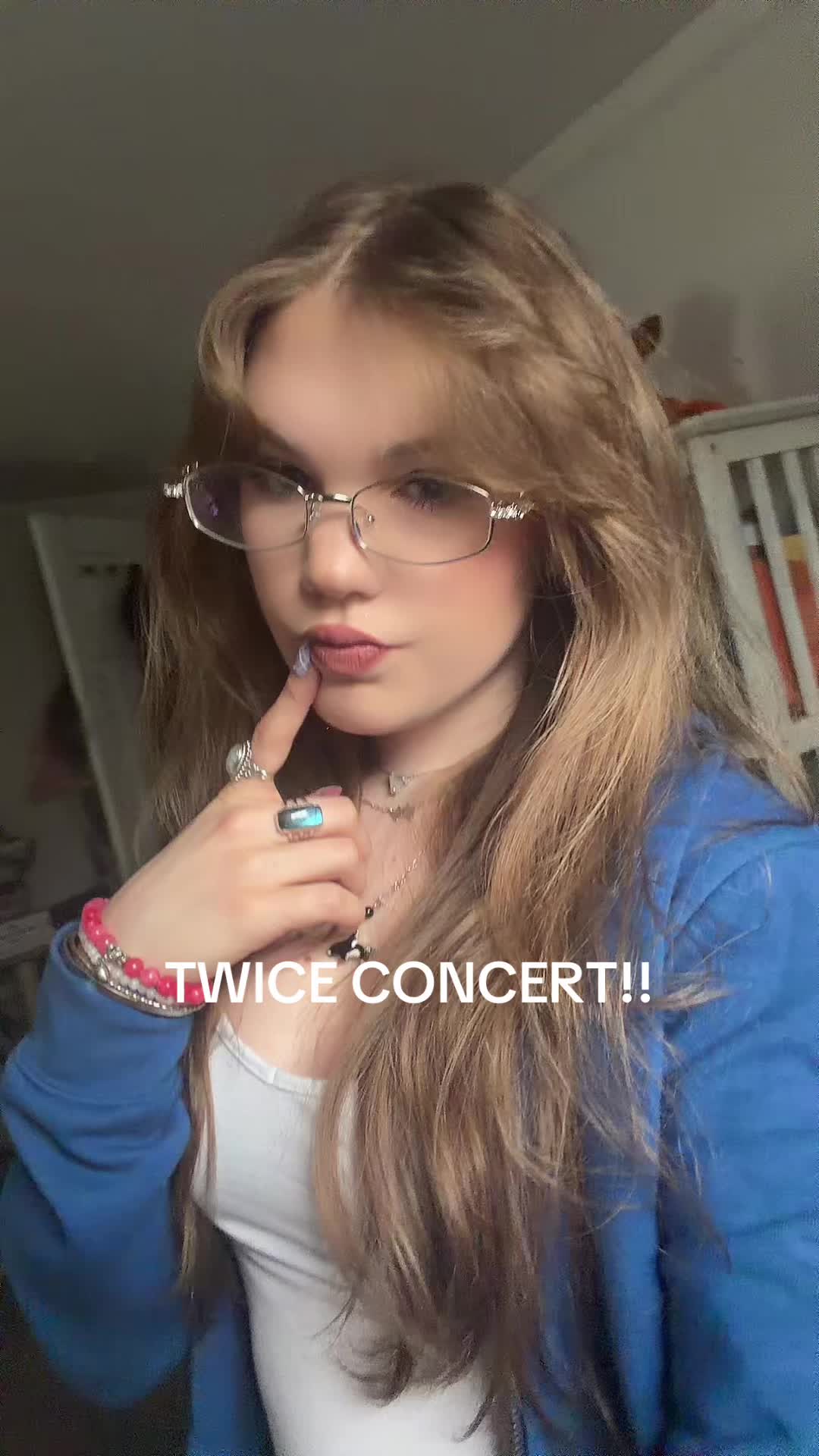 @Lily