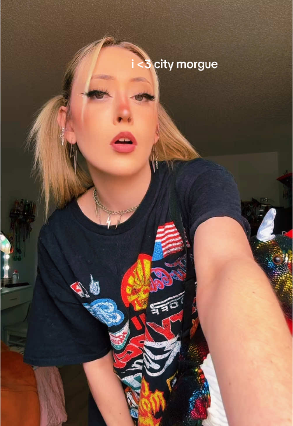 @hayhay<3