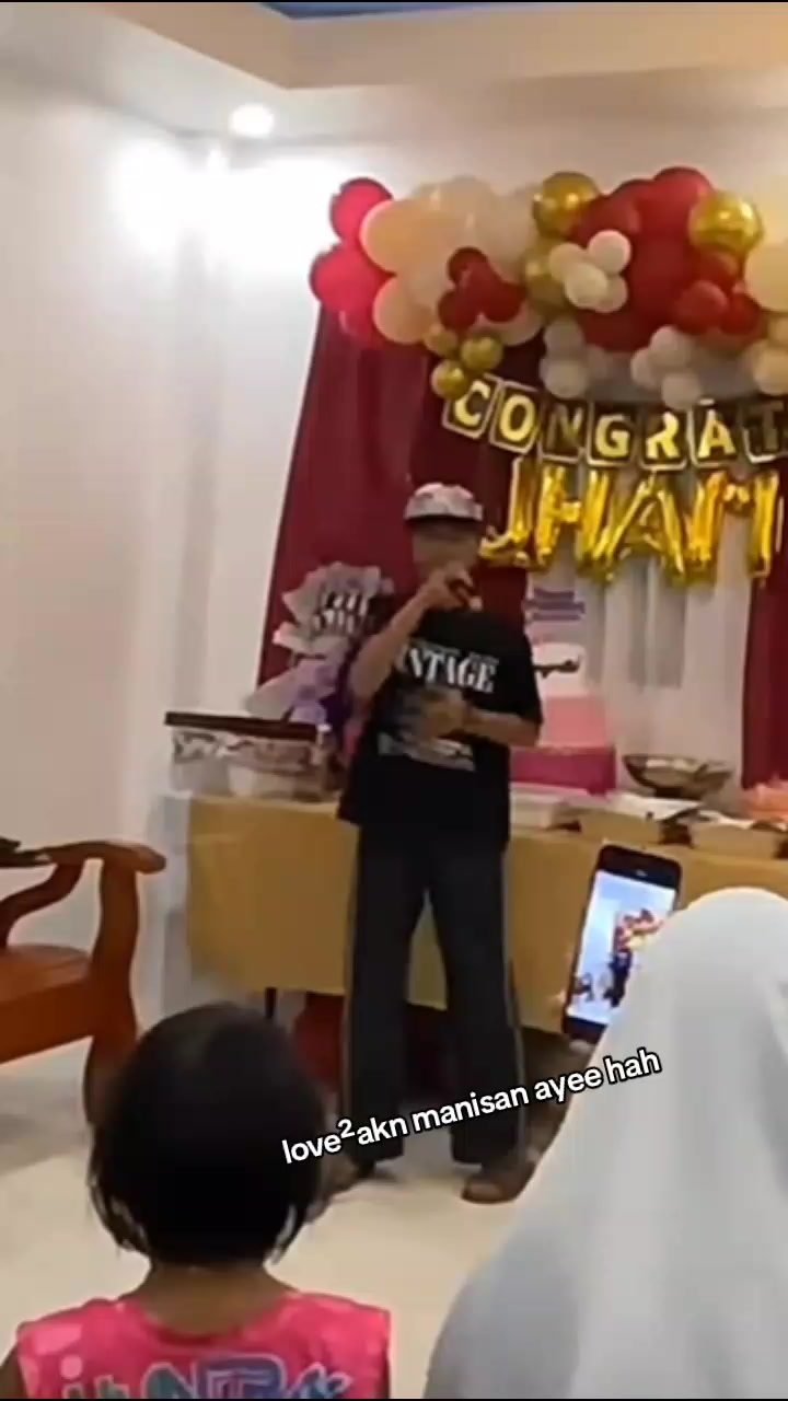 @ÃJ BÓY