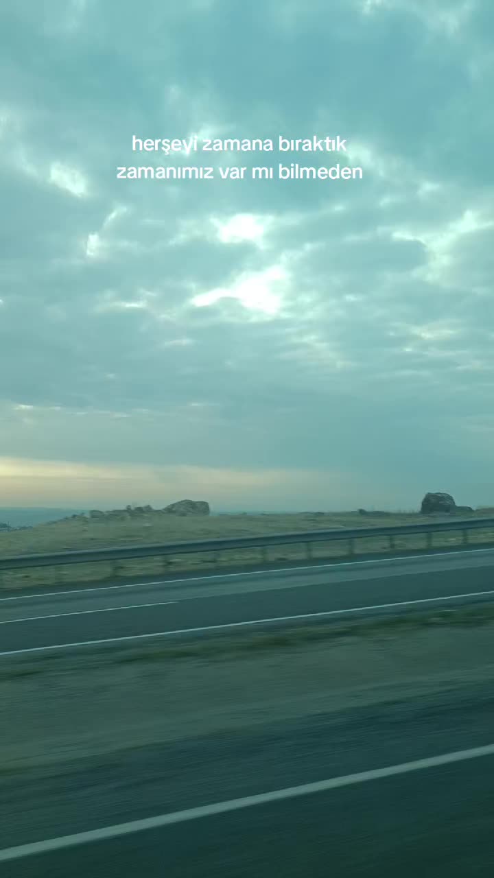 @&Ouml;ğretmenHanım🧑&zwj;🏫