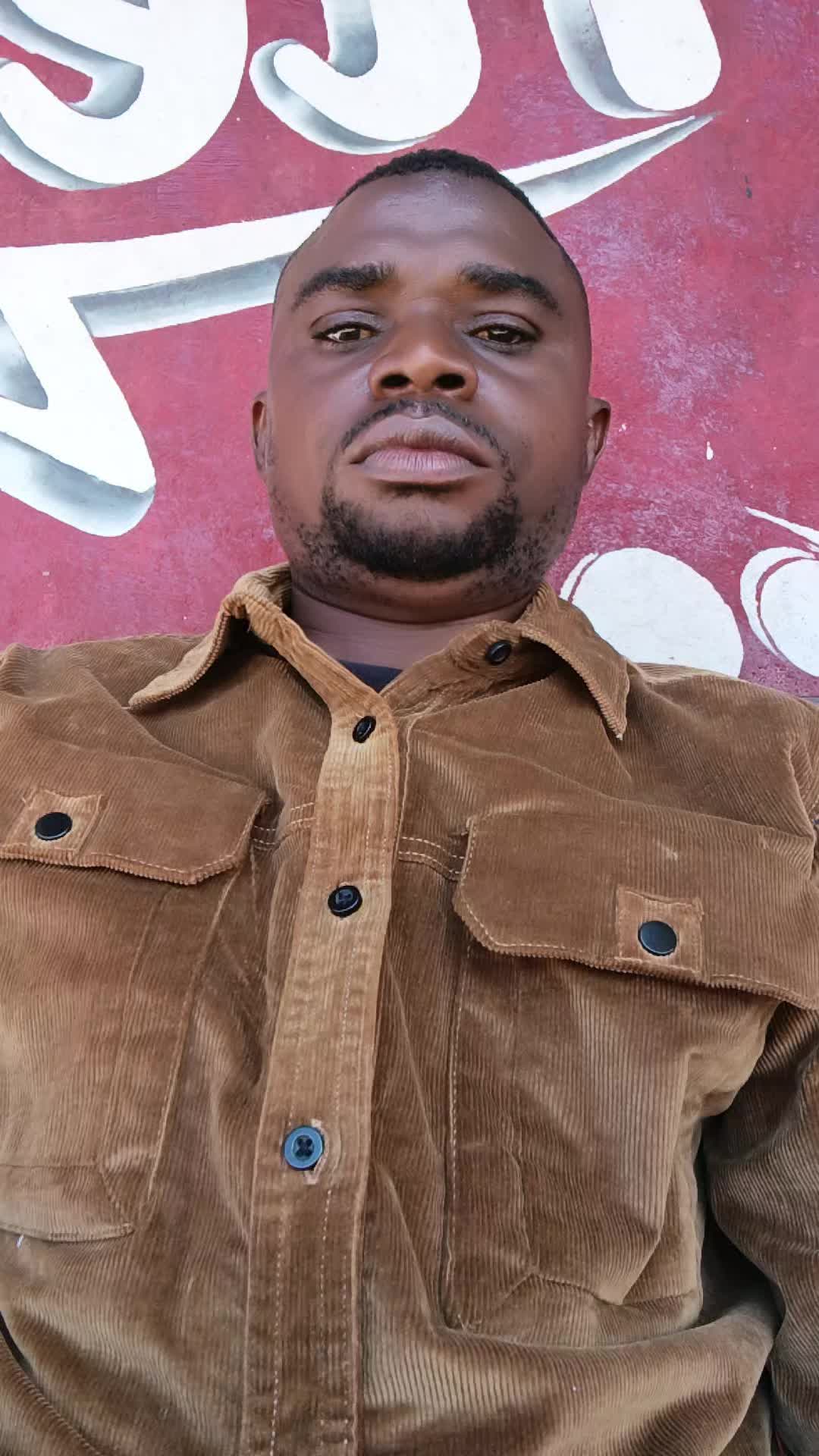 @Christopher Kazadi