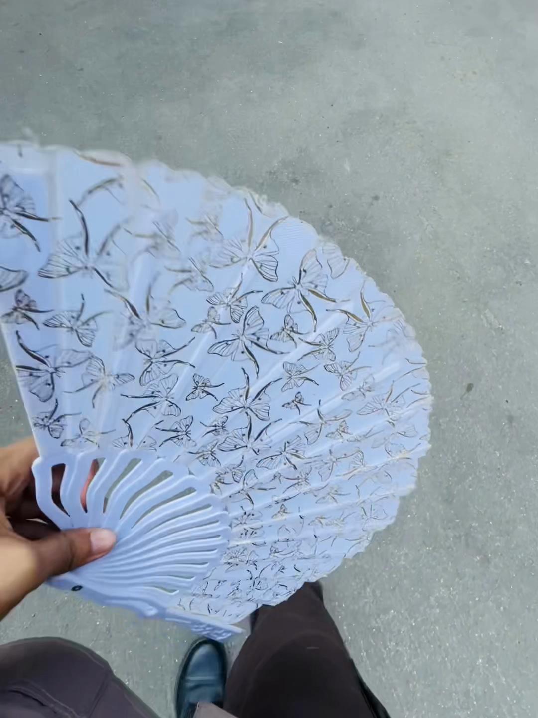 @R?!🕊️