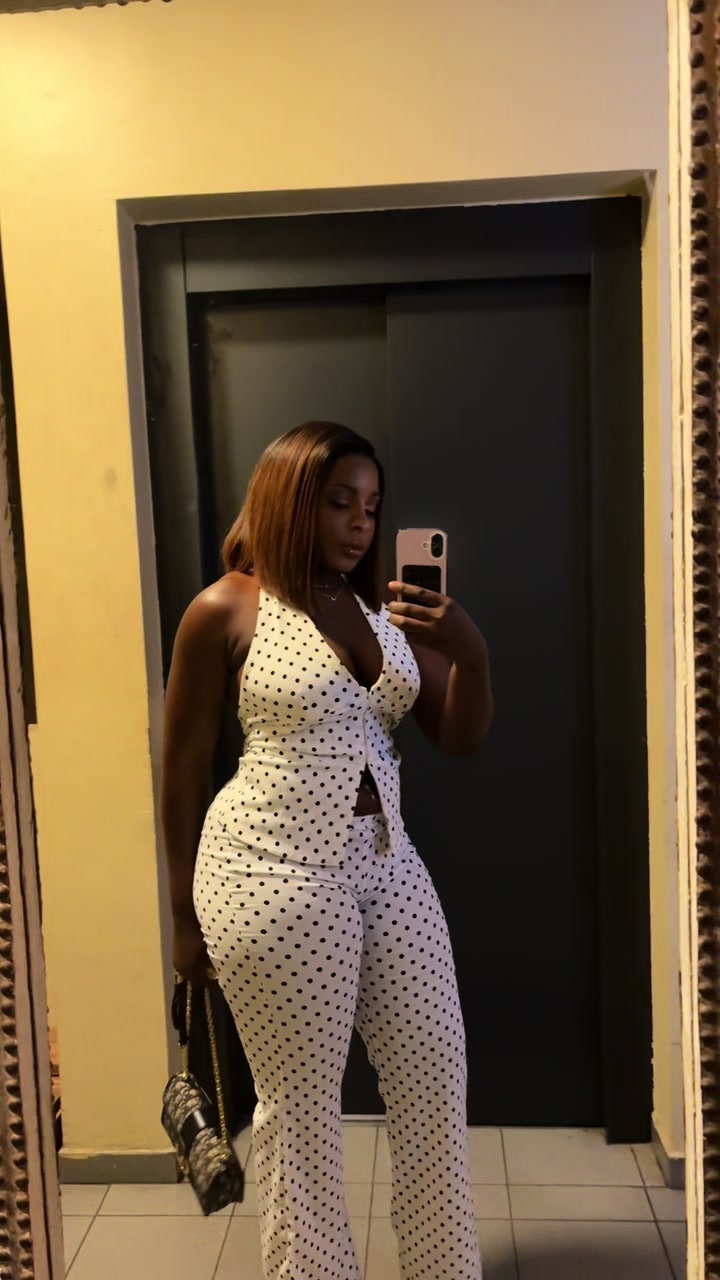 @R&eacute;becca Rocheli Agne🇨🇮🇨🇮