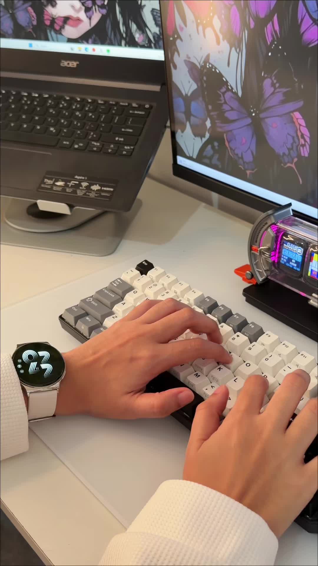 @cozywith_m on IG :)