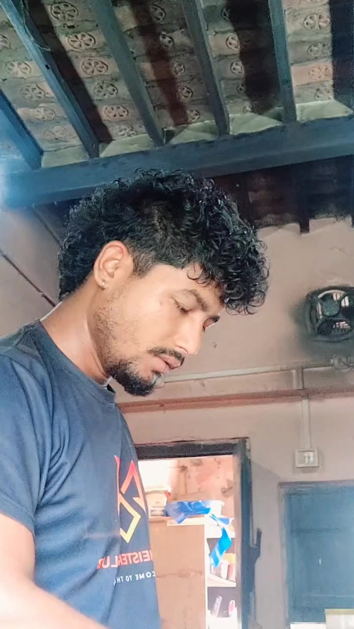 @कृष्ण🥹