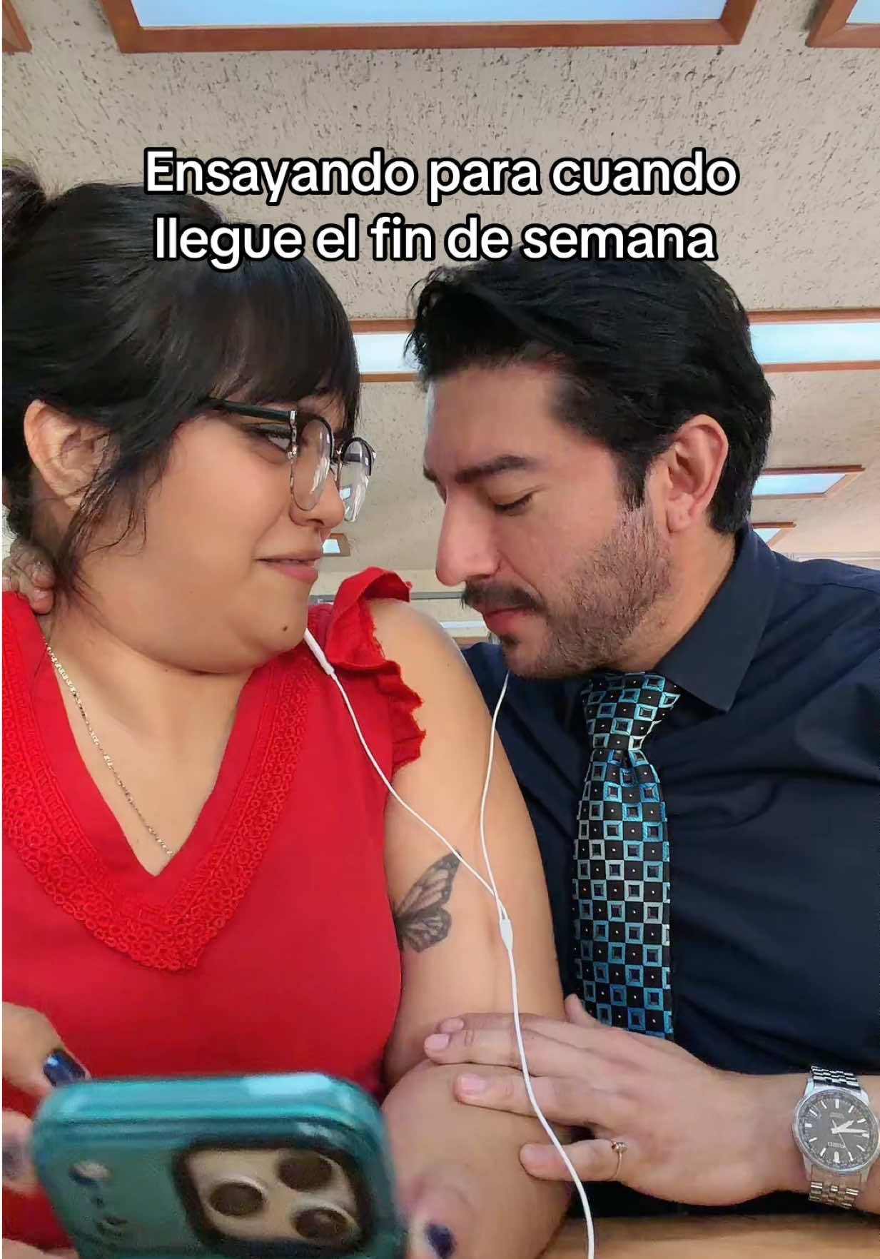 @crisvanz_