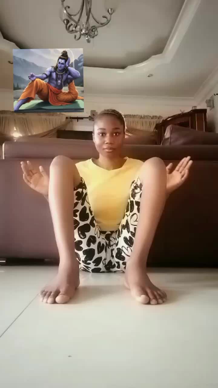 @Flexible goddess runway