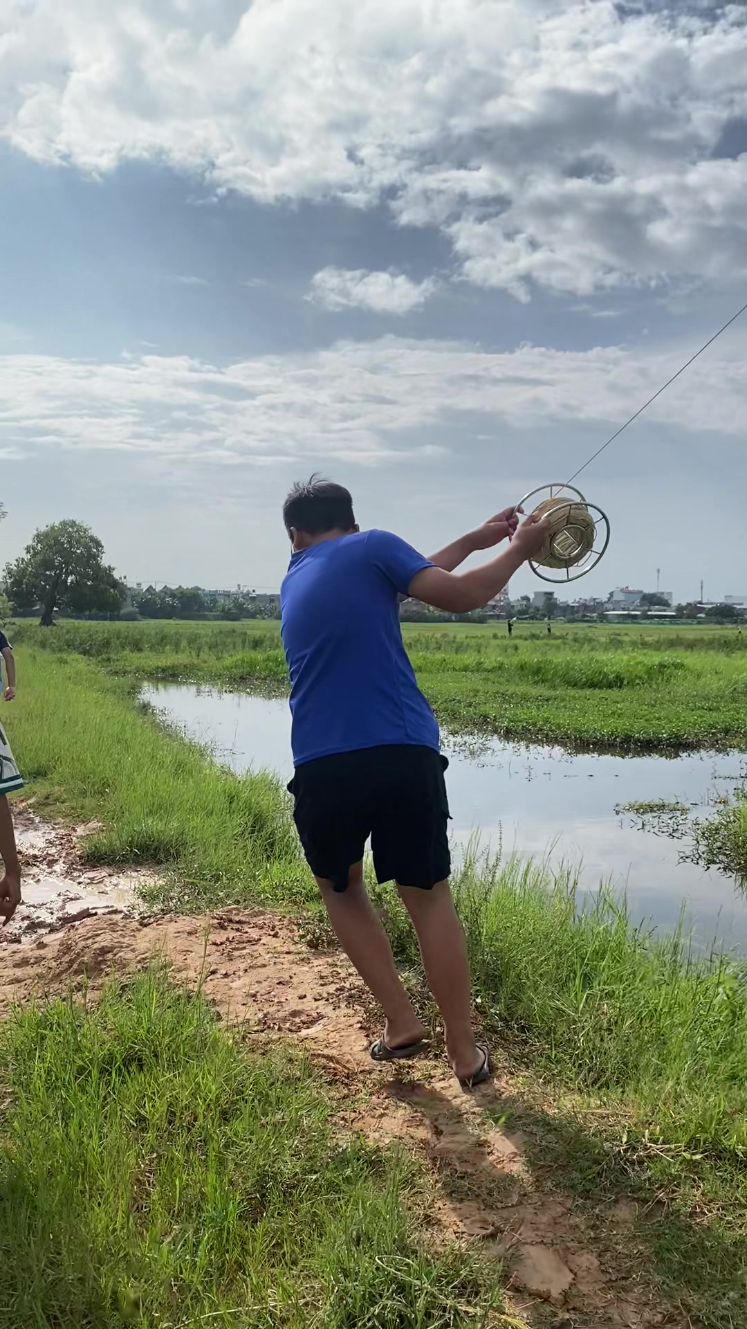 @Thả diều cùng Lợi