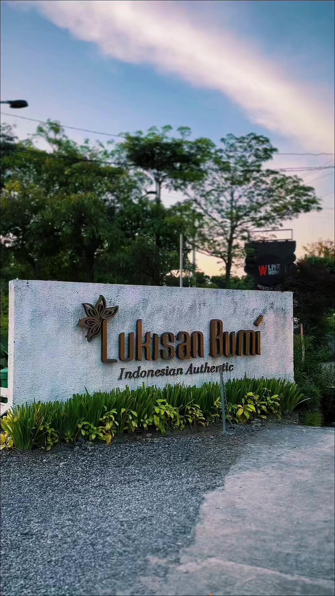 @Lukisan Bumi Team
