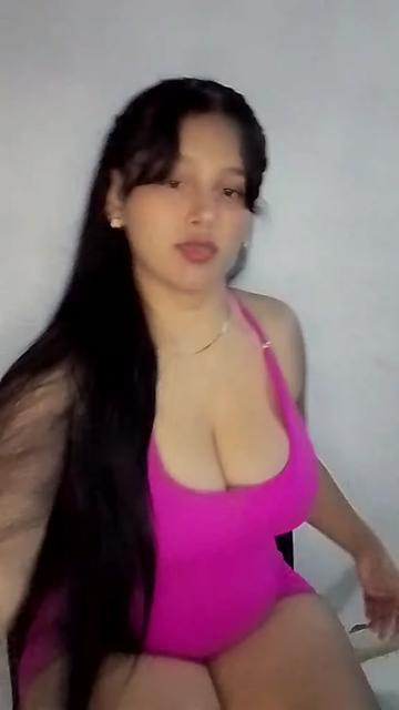 @Emily Hernández💛✨