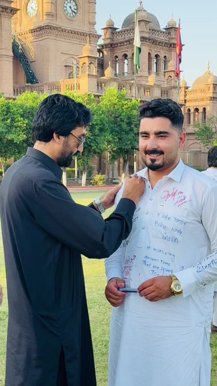 @A F R I D I 🥀