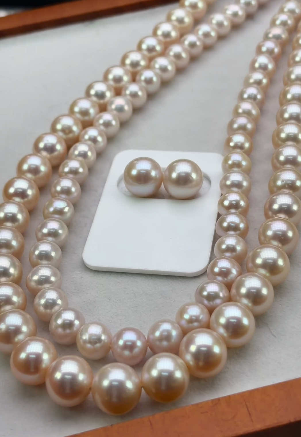 @Pearlury jewelry Rain